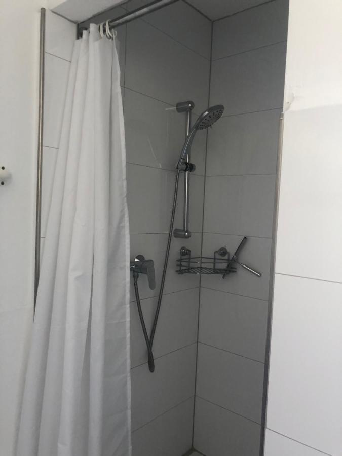 Ferienwohnung Glueck In Benrath Düsseldorf Exterior foto